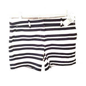Women's Size 4 Nautica White Shorts w/Blue Stripes